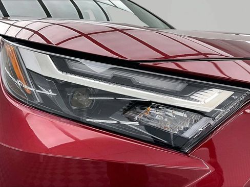 Used 2025 Toyota RAV4 XLE w/ Convenience Package FWD image 29
