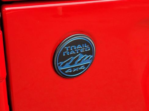 Certified 2025 Jeep Wrangler Unlimited Sahara w/ Safety Group AWD/4WD image 6