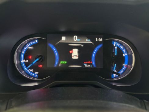 Used 2025 Toyota RAV4 LE image 39