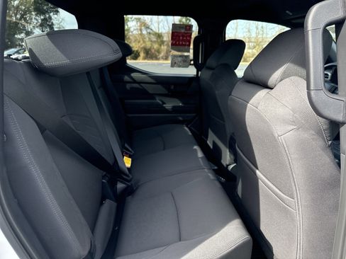 New 2025 Toyota Tacoma 2WD Double Cab image 27