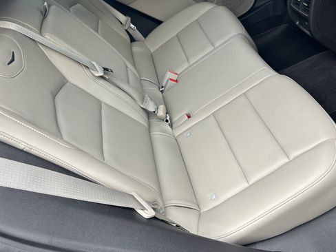 Used 2019 Cadillac XT4 Luxury image 42