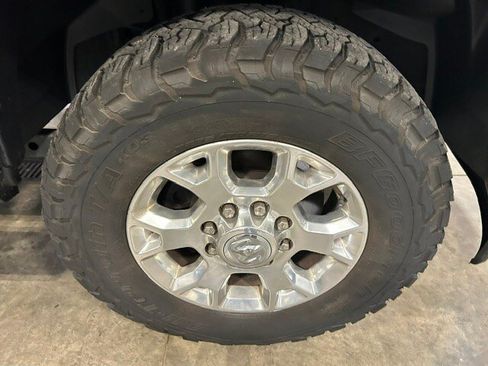 Used 2022 RAM 2500 Laramie AWD/4WD image 4