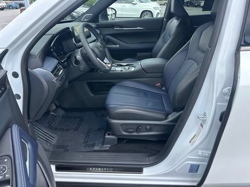 Used 2026 INFINITI QX60 Sport w/ Dark Cargo Package AWD/4WD image 9