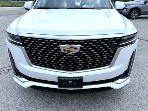 Used 2021 Cadillac Escalade Premium Luxury w/ Performance Package AWD/4WD image 9