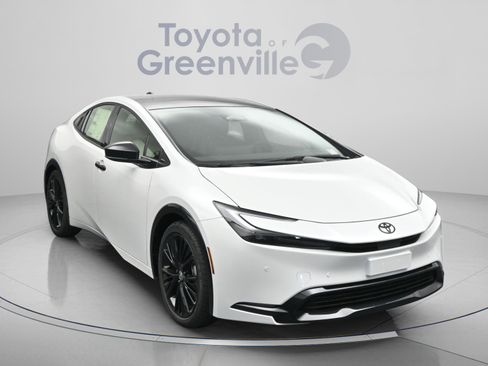 Used 2025 Toyota Prius FWD image 20