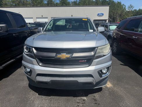 Used 2015 Chevrolet Colorado Z71 AWD/4WD image 2