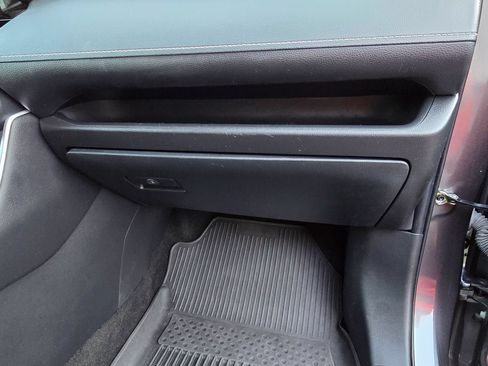 Used 2022 Toyota RAV4 XLE AWD/4WD image 37