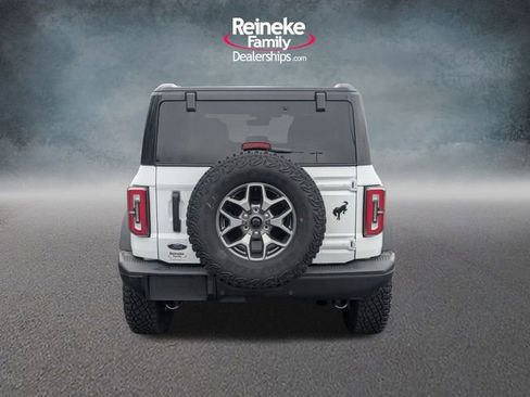 Used 2025 Ford Bronco Badlands image 6