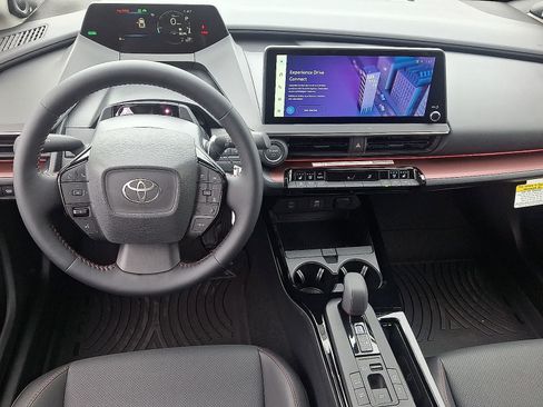 New 2026 Toyota Prius Plug-In Hybrid FWD image 10