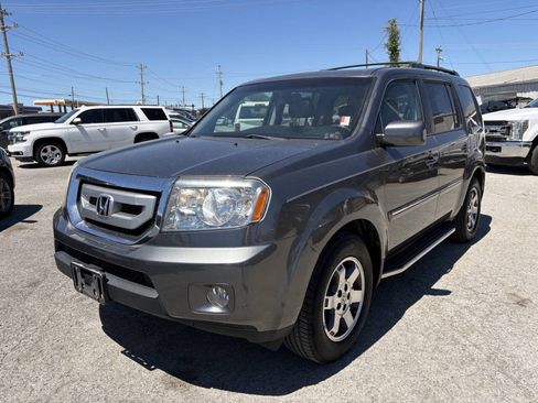 Used 2011 Honda Pilot Touring image 5