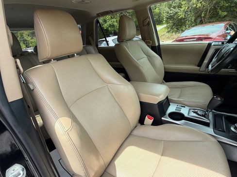 Used 2018 Toyota 4Runner Limited AWD/4WD image 20
