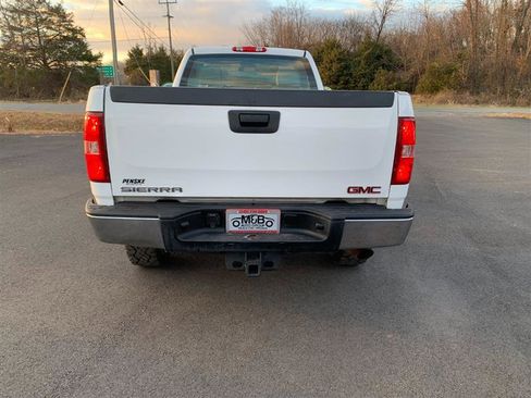 Used 2011 GMC Sierra 3500 W/T w/ Snow Plow Prep Package image 6