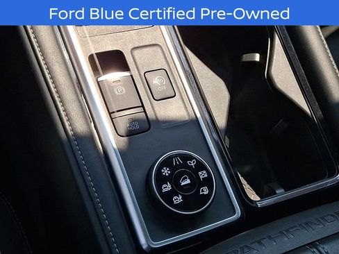 Used 2022 Nissan Pathfinder SL w/ SL Premium Package AWD/4WD image 32