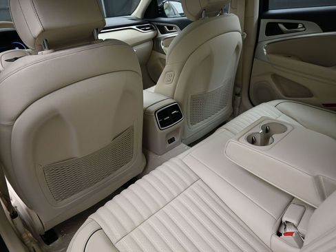 New 2026 Genesis G70 2.5T Prestige image 19