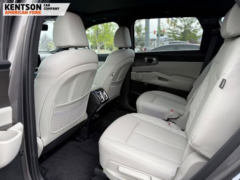 Used 2026 Kia Sorento SX Prestige AWD/4WD image 3
