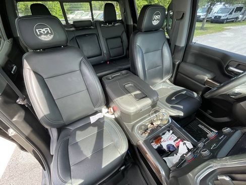 Used 2020 Chevrolet Silverado 1500 RST AWD/4WD image 10