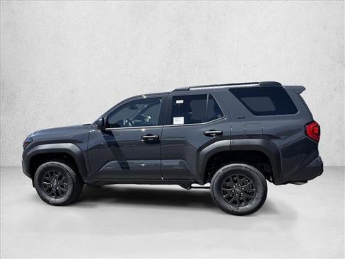 New 2026 Toyota 4Runner SR5 AWD/4WD image 4