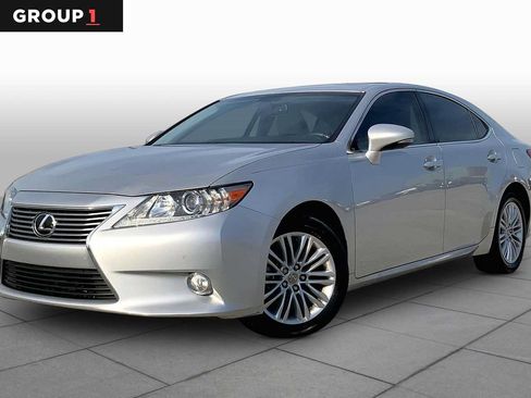 Used 2013 Lexus ES 350 w/ Luxury Pkg FWD image 1