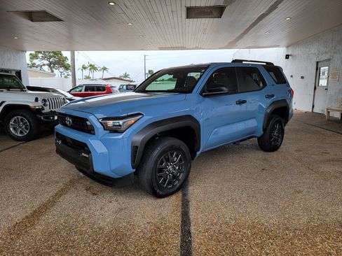 Used 2025 Toyota 4Runner 4WD image 1