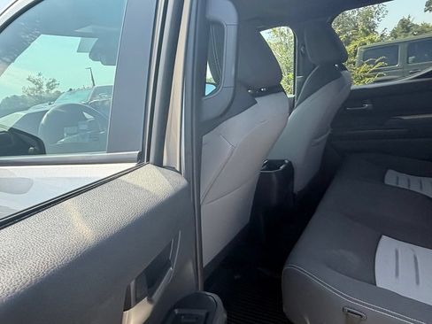 Used 2024 Toyota Tacoma TRD Sport RWD image 36