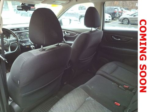Used 2020 Nissan Rogue SV w/ Premium Package image 13