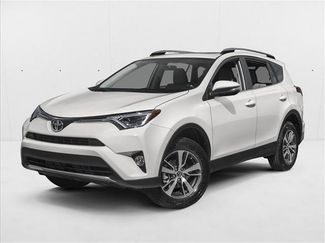Used 2018 Toyota RAV4 XLE FWD video 1