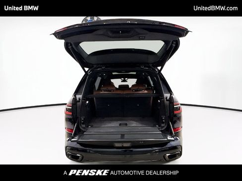 Used 2024 BMW X7 xDrive40i w/ Executive Package image 15