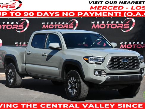 Used 2023 Toyota Tacoma TRD Off-Road w/ Black Out Package (TMS) AWD/4WD image 1