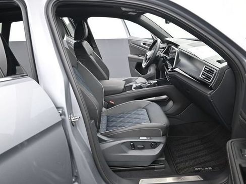 New 2026 Volkswagen Atlas Cross Sport SEL Premium R-Line AWD/4WD image 14