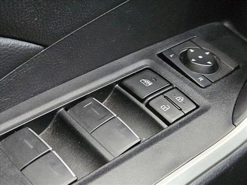 Used 2024 Toyota RAV4 XLE image 18