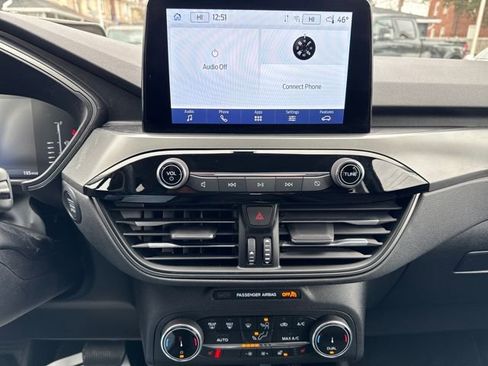 Used 2023 Ford Escape Active image 18