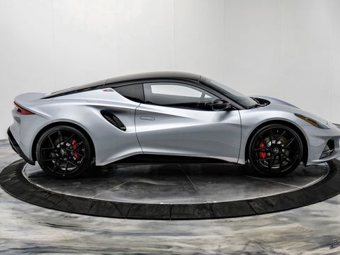 New 2026 Lotus Emira SE image 21