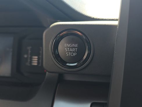 Used 2024 Toyota Tacoma SR5 image 23