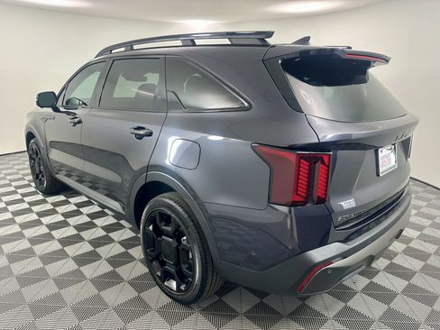 Used 2025 Kia Sorento SX Prestige AWD/4WD image 3