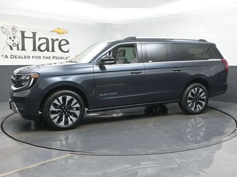 Used 2025 Ford Expedition Max Platinum w/ Driver's Package AWD/4WD image 33