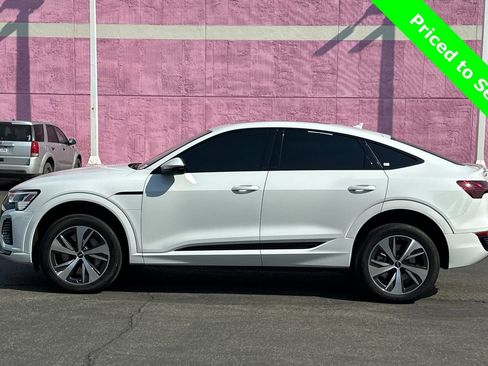 Used 2024 Audi Q8 e-tron Premium image 7