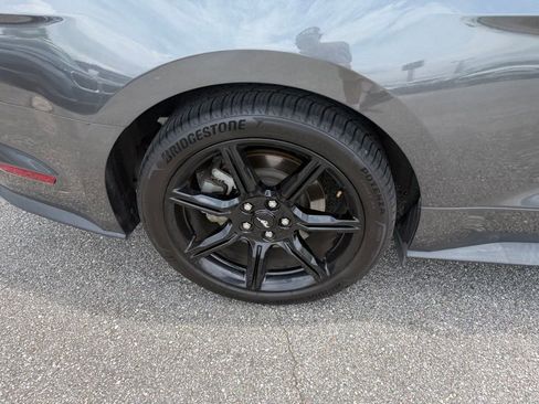 Used 2019 Ford Mustang GT Premium w/ Black Accent Package RWD image 5