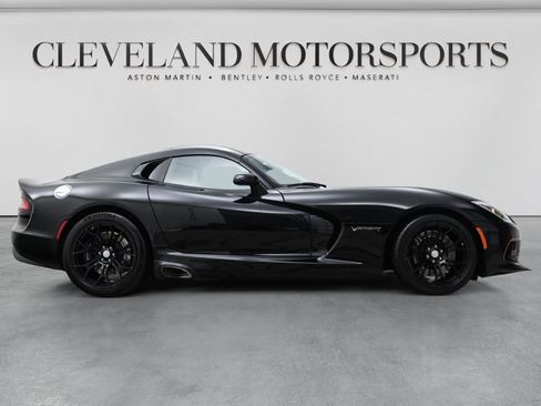 Used 2017 Dodge Viper SRT-10 RWD image 6