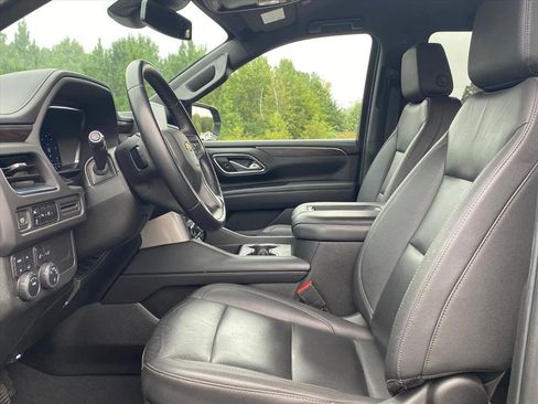 Used 2024 Chevrolet Tahoe LT image 12