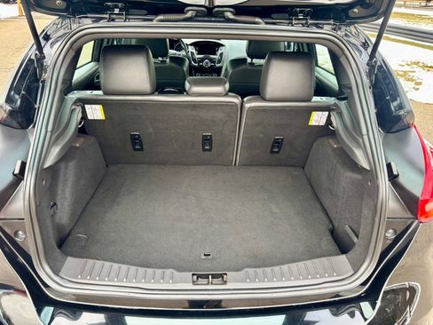 Used 2017 Ford Focus RS image 33