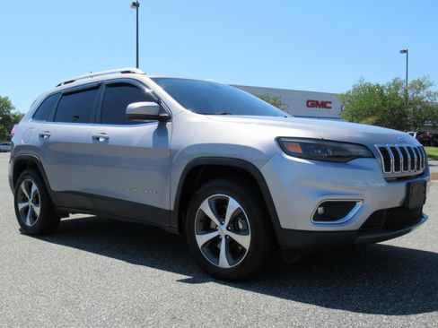 Used 2020 Jeep Cherokee Limited AWD/4WD image 1