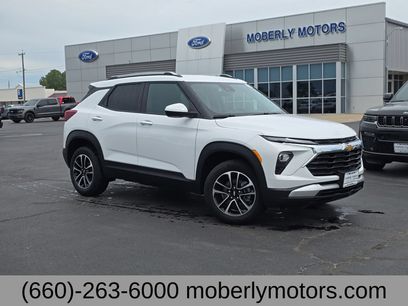 Used 2025 Chevrolet TrailBlazer LT w/ Driver Confidence Package