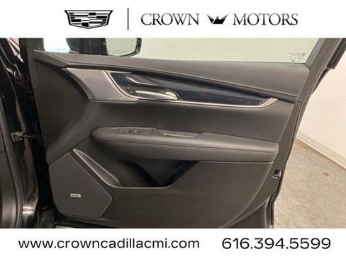 Certified 2025 Cadillac XT5 Premium Luxury image 24
