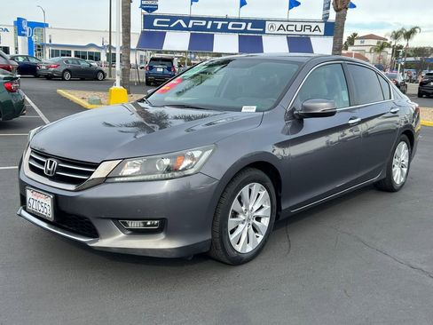 Used 2013 Honda Accord EX image 3