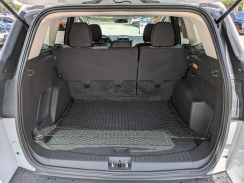 Used 2019 Ford Escape SE FWD image 13