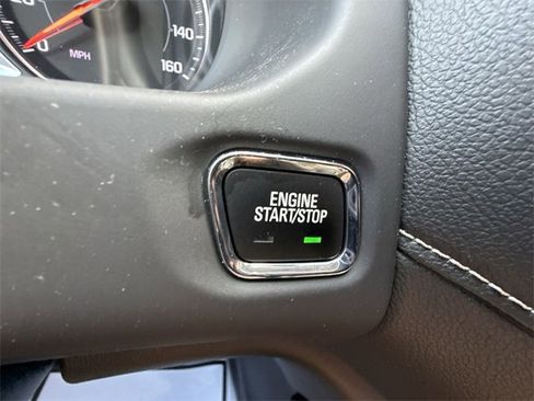 Certified 2023 GMC Acadia SLE w/ Driver Convenience Package image 16