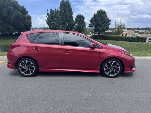 Used 2018 Toyota Corolla iM FWD image 24