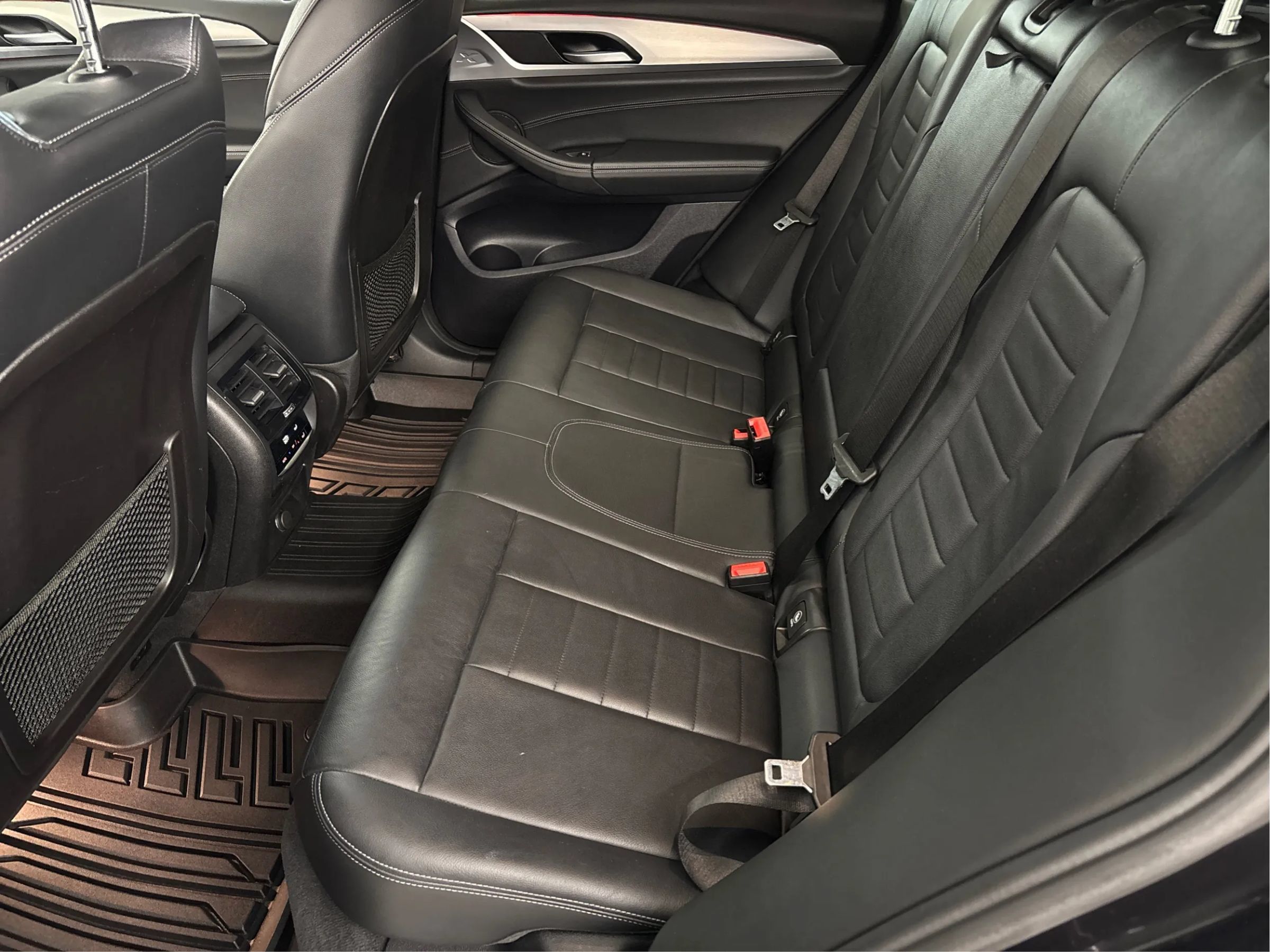 Used 2019 BMW X3 xDrive30i w/ Premium Package AWD/4WD image 14