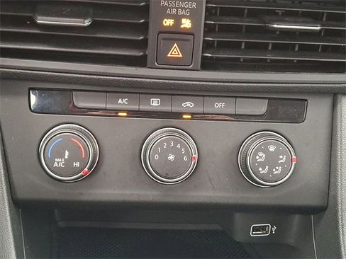 Used 2019 Volkswagen Jetta S w/ Driver Assistance Package image 15