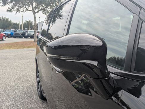 New 2026 Chrysler Pacifica Select image 12